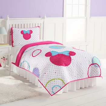 Disney S Minnie Mouse Quilt Set By Jumping Beans