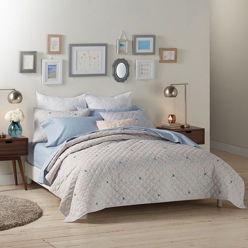 Lc Lauren Conrad Confetti Dot Quilt Set