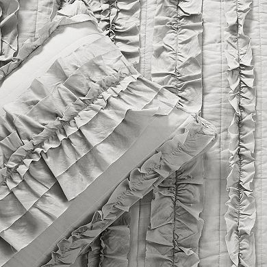 Lush Decor Belle Quilt Set