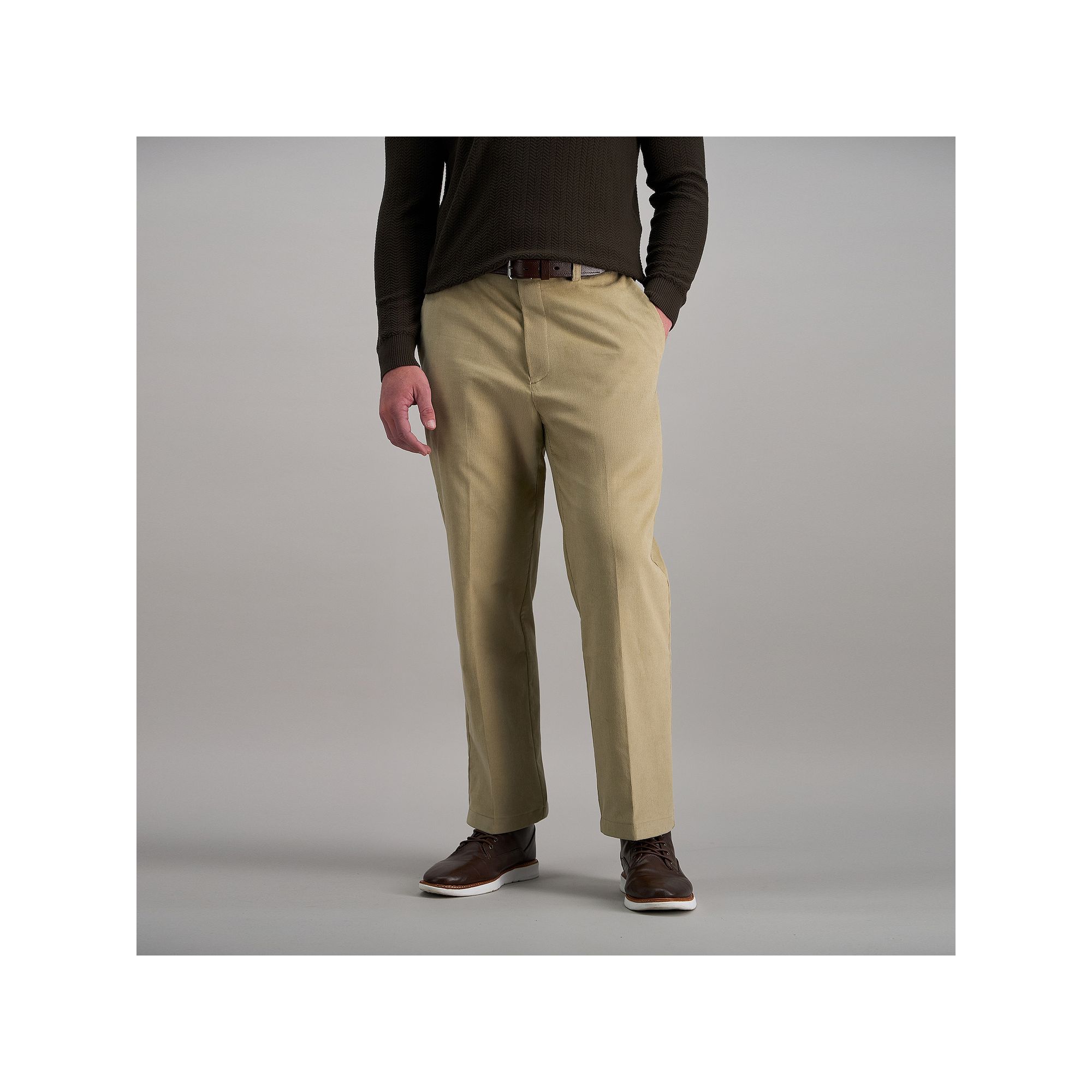 Mens Haggar® Classic-Fit Stretch Expandable Waistband Corduroy Pants, Siz