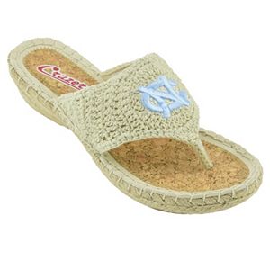 Women's Campus Cruzerz North Carolina Tar Heels Pregame Flip-Flops