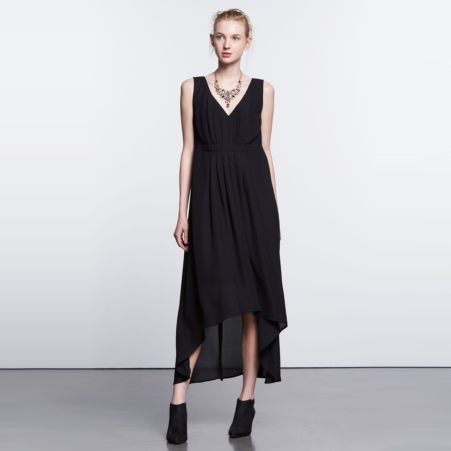 jersey gown