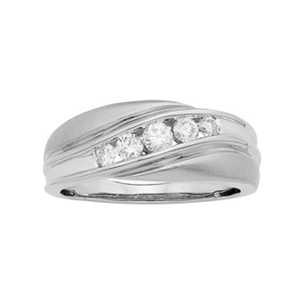 The Regal Collection Men's 14k Gold IGL Certified 1/2 Carat T.W. Diamond Wedding Band