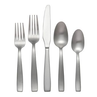 Oneida Everdine 45 pc Flatware Set