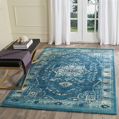 Safavieh Evoke Ashley Framed Floral Rug