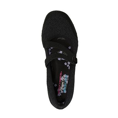 Breathe easy lucky lady skechers hotsell