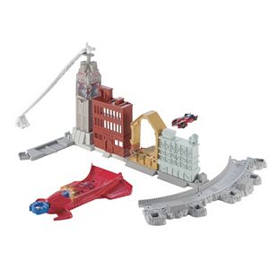 Marvel Ultimate Spider-Man Sinister 6 Spidey's Spinning Web Swing Track Set by Hot Wheels