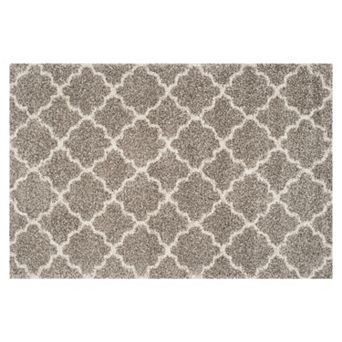 Safavieh Lola Quatrefoil Shag Rug
