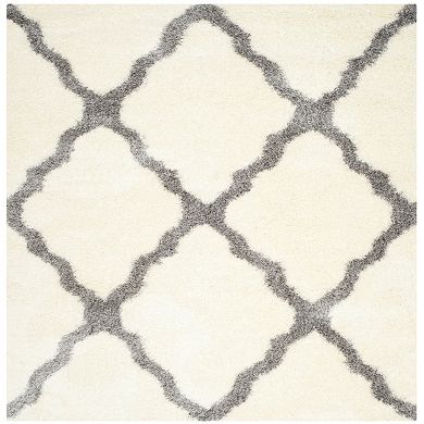 Safavieh Alberta Large Lattice Shag Rug