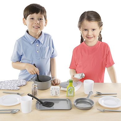 Melissa & Doug 22-Piece Kitchen Accessory Set