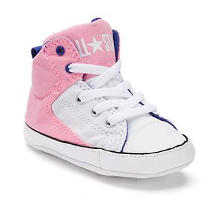 Baby Converse Chuck Taylor All Star First Star High Street Glittery Crib Shoes
