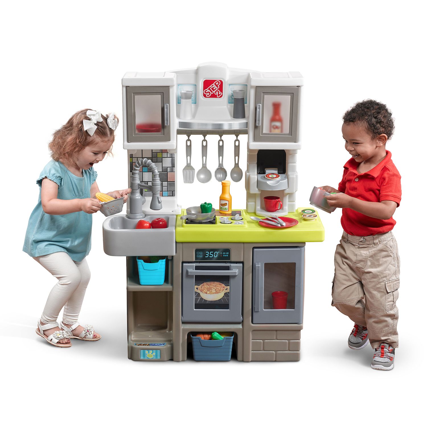 step2 best chef's play kitchen with accessory set
