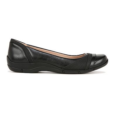 LifeStride Dig Women's Flats