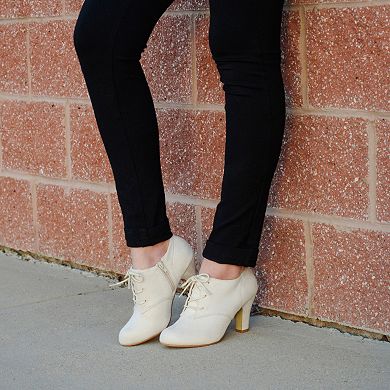 Journee Leona Women's Oxford High Heels