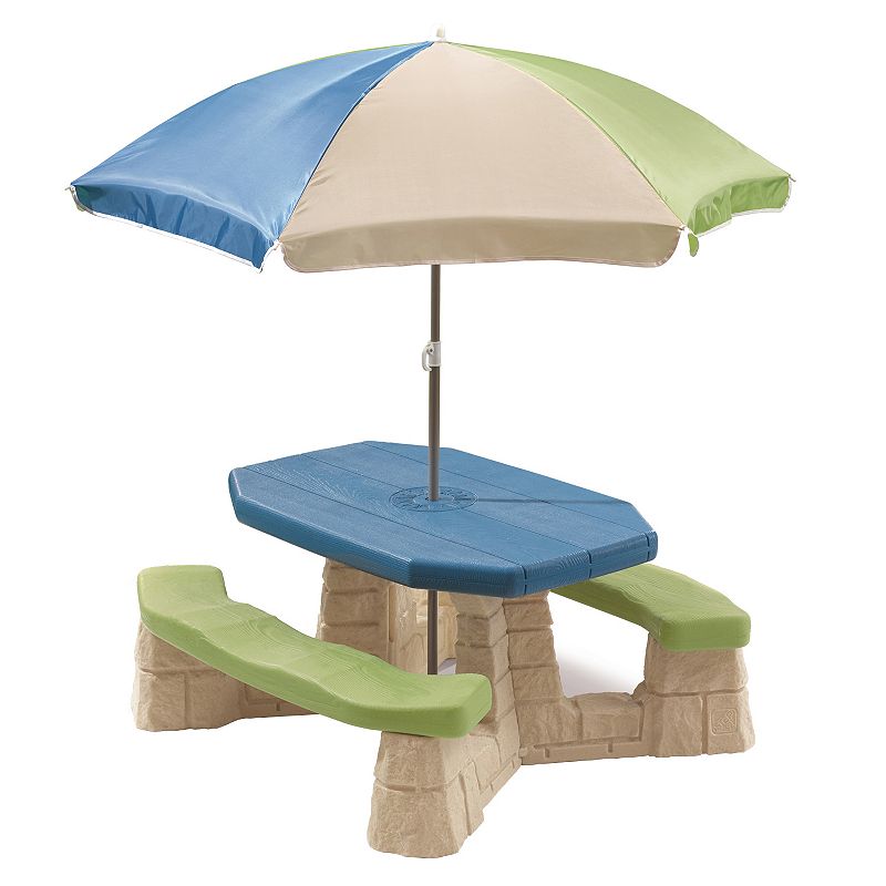 Step2 Naturally Playful Picnic Table with Umbrella, Multicolor
