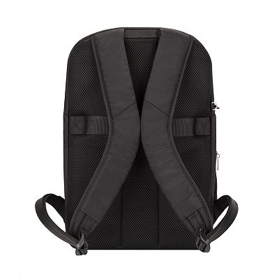 chelon everyday leather backpack A Minimal Leather Backpack Perfect for Everyday