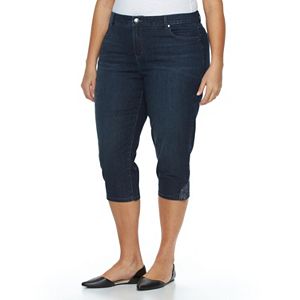 Plus Size Gloria Vanderbilt Jordyn Embroidered Denim Capris