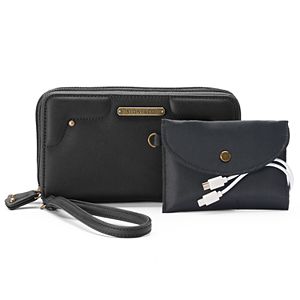 Stone & Co. Nubuck Smartphone Charging Wallet