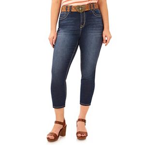 Juniors' Plus Size Wallflower Legendary Capri Jeans