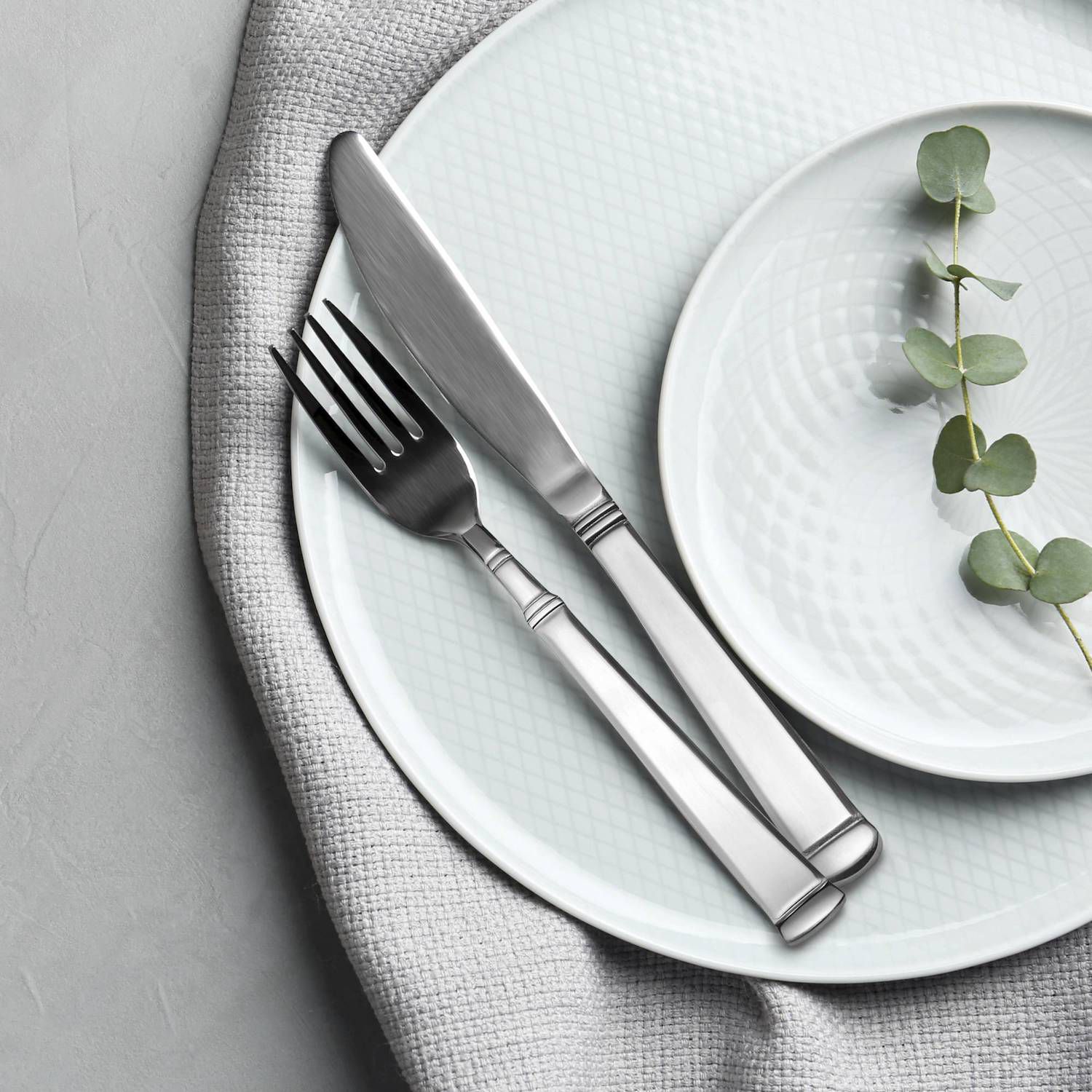 Hampton Forge Avenue Flatware - Thumbnail 4