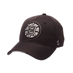 Adult Zephyr Boston Bruins Synergy Fitted Cap