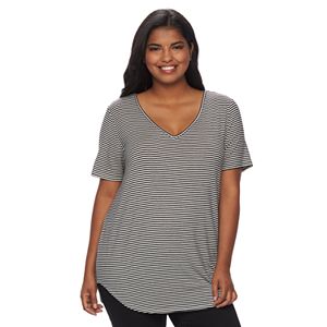 Juniors' Plus Size Mudd® V-Neck Shirttail Tunic Tee