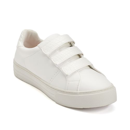 triple wide sneakers