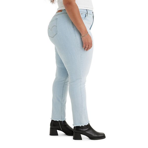 levis plus 311