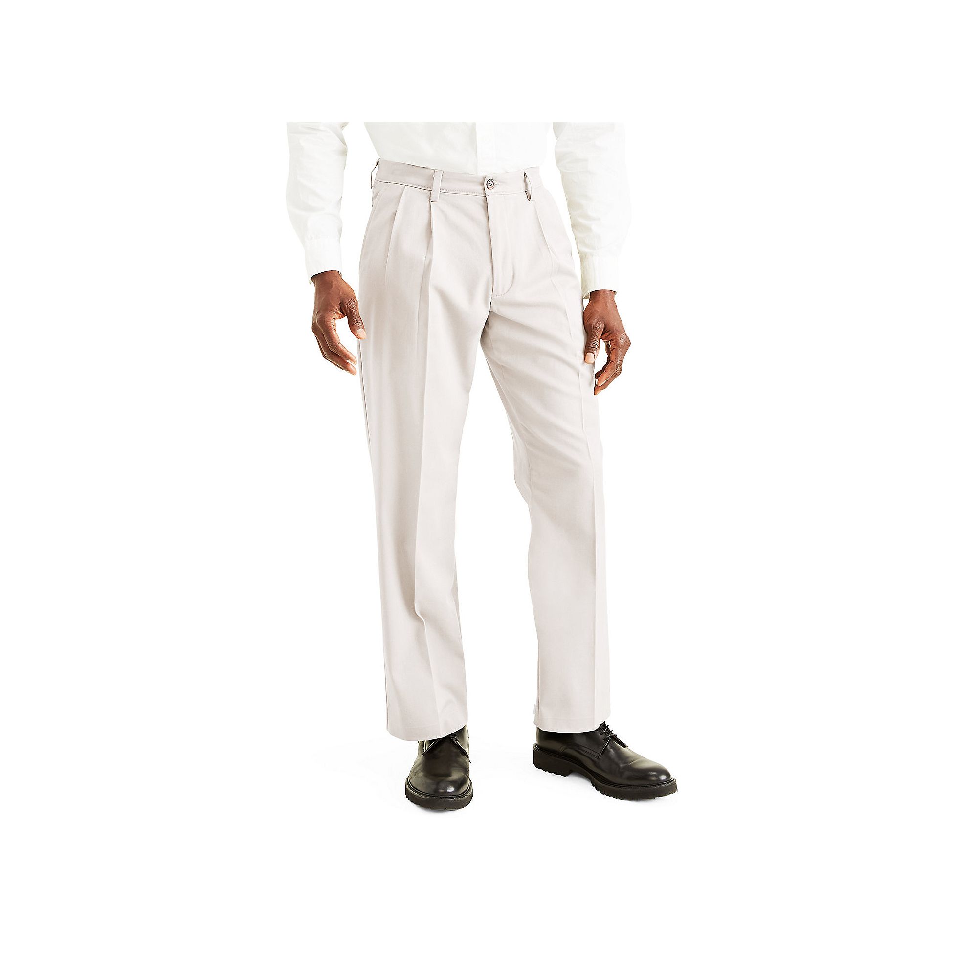 Mens Dockers® Stretch Easy Khaki Classic-Fit Pleated Pants, Size: 32 X 32