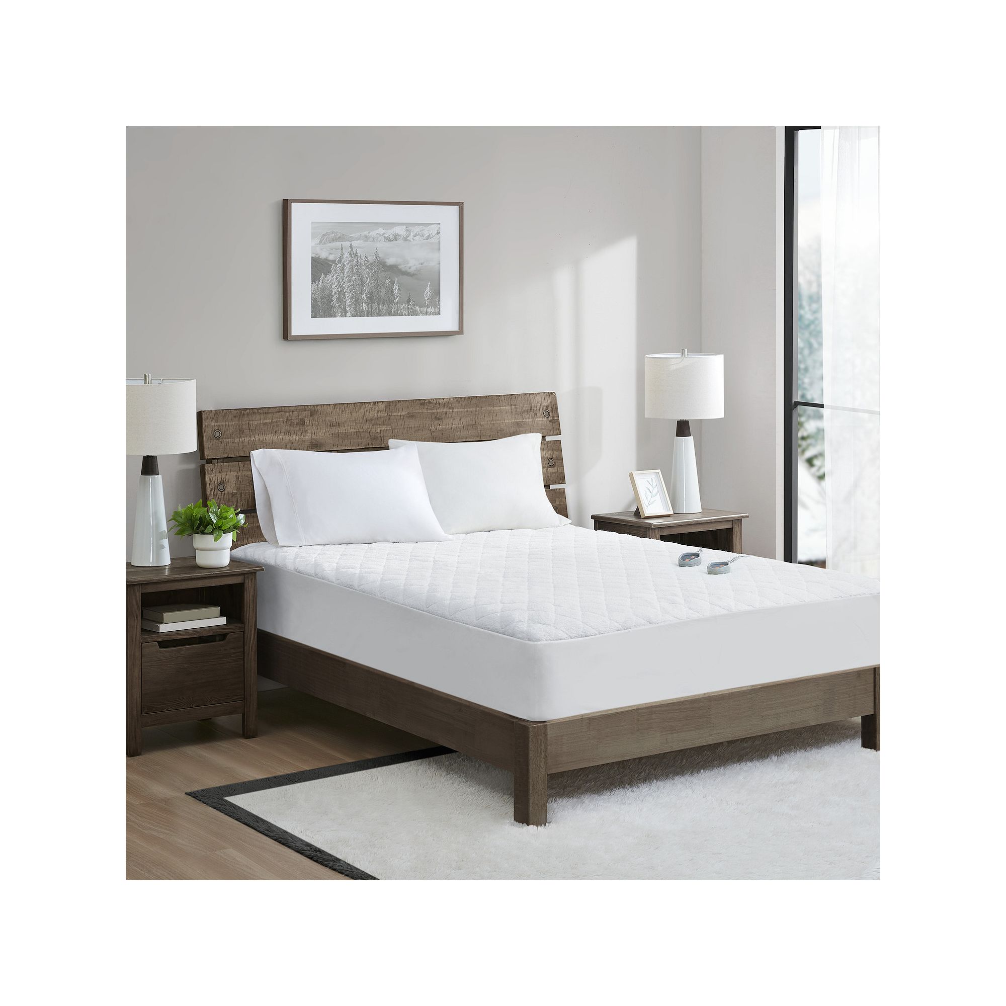 Woolrich Sherpa Heated Mattress Pad, White