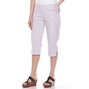 Petite Gloria Vanderbilt Alicia Embroidered Capris