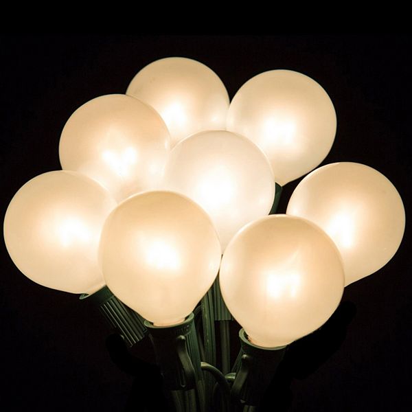 20 Light Opaque Globe Indoor / Outdoor Christmas Lights