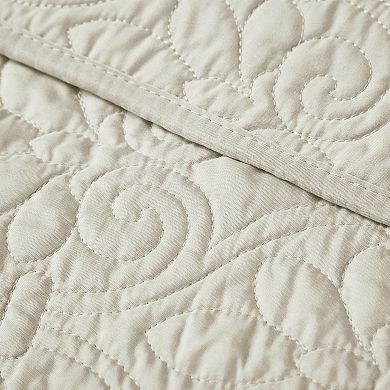 Madison Park Mansfield Oversized Quilted Throw