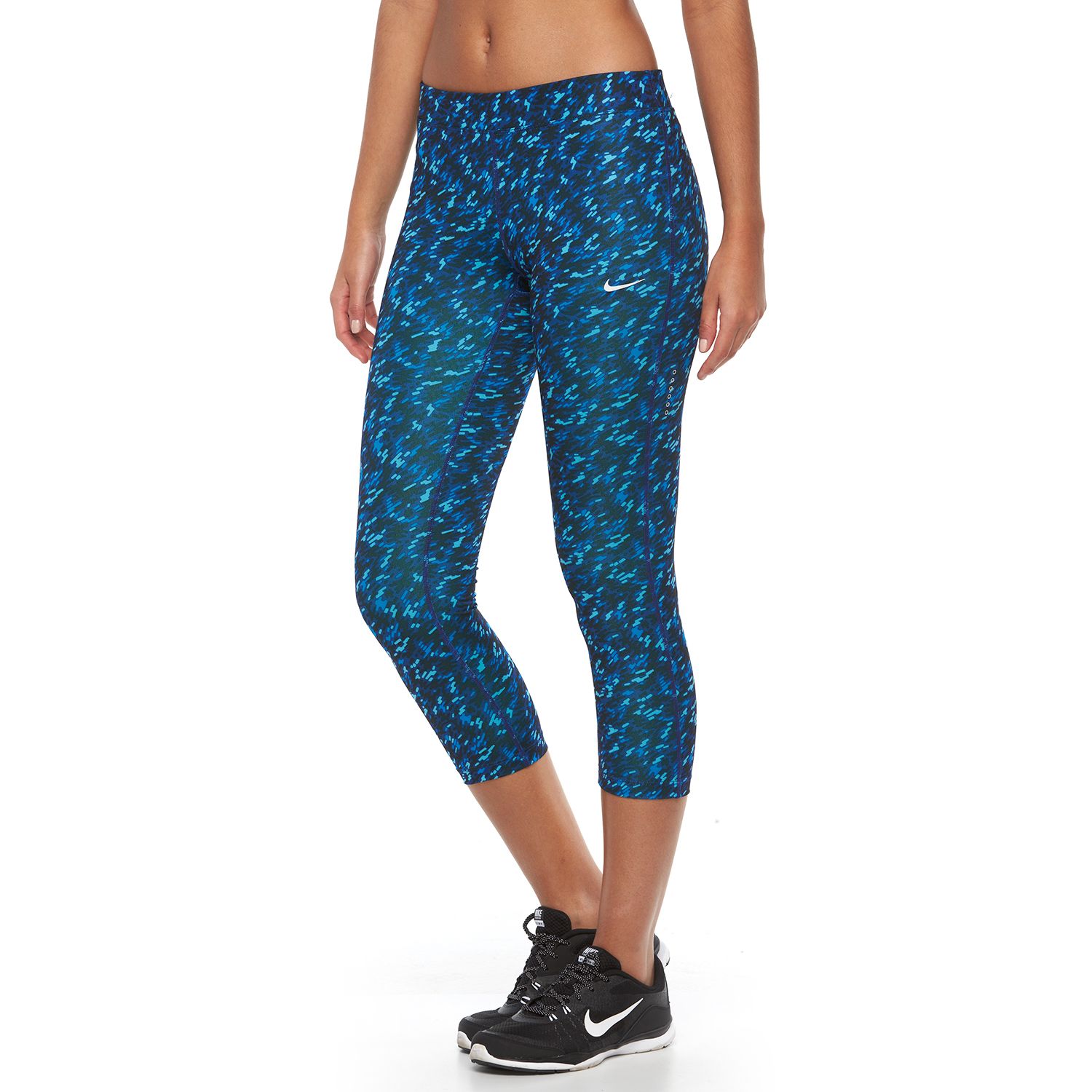 womens nike dri fit capri pants