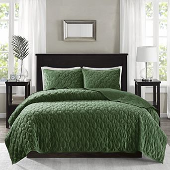 Madison Park Emery 3 pc Velvet Quilt Set with Shams
