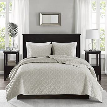 Madison Park Emery 3 pc Velvet Quilt Set with Shams