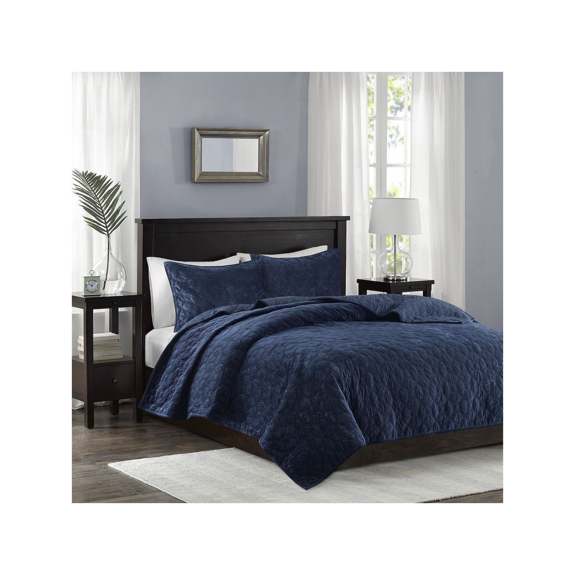 Madison Park Emery 3-Piece Velvet Quilt Set with Shams, Blue