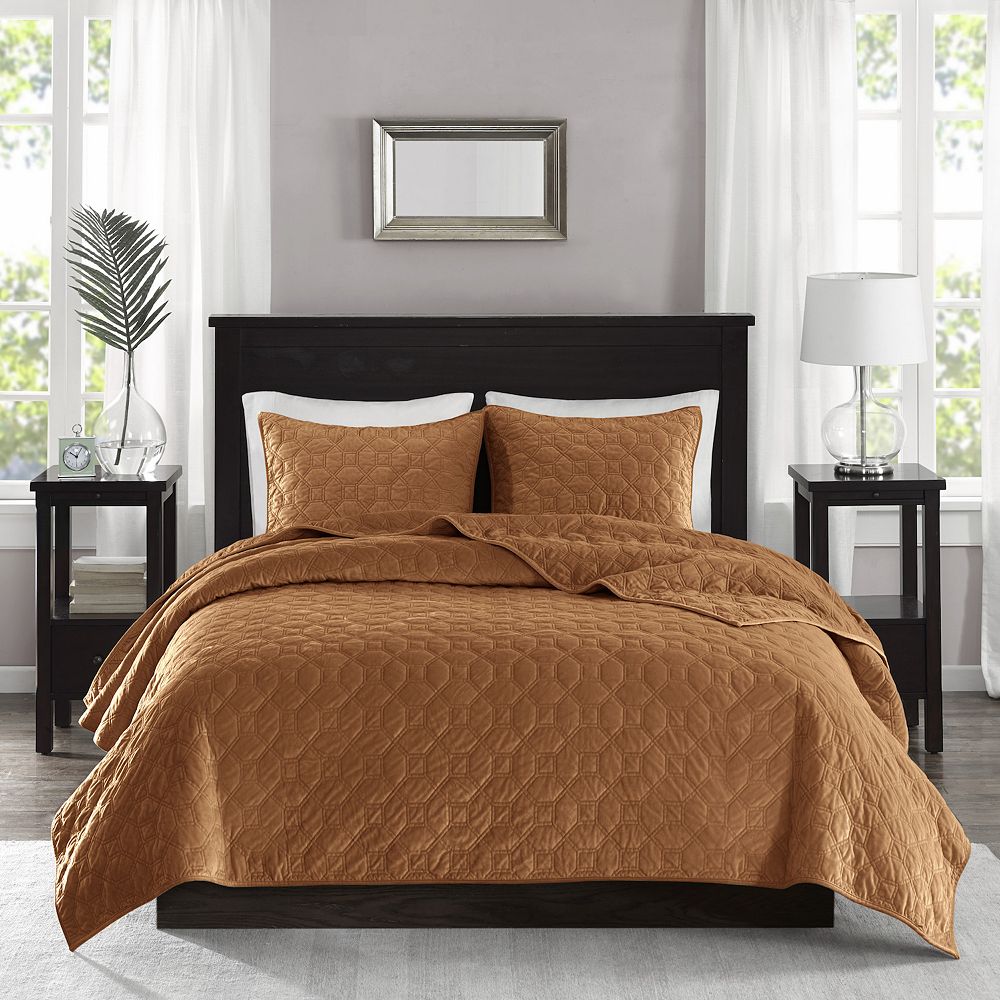 Madison Park Emery 3-Piece Velvet Quilt Set with Shams