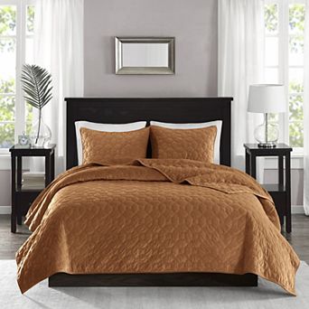 Madison Park Emery 3 pc Velvet Quilt Set with Shams