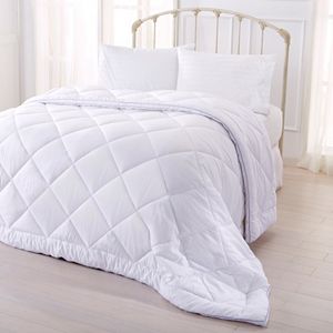 Hayden Collection Seersucker Down Alternative Comforter