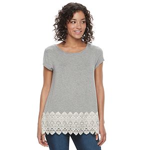 Juniors' Rewind Crochet Scalloped Tee