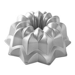 NORDIC WARE Star of David 10 Cup Cast Aluminum Nonstick Bundt Pan