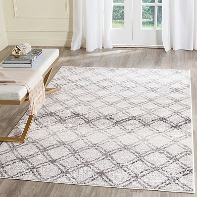 Safavieh Adirondack Cadence Lattice Rug