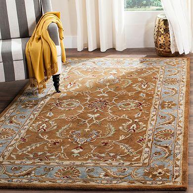 Safavieh Heritage Tallinn Framed Floral Wool Rug