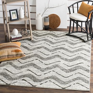 Safavieh Adirondack Lauren Chevron Rug