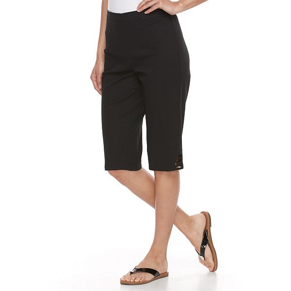 Petite Croft & Barrow® Crisscross Skimmer Capris