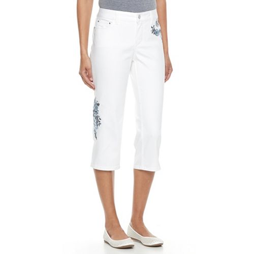 Women's Croft & Barrow® Floral Embroidered Capri Jeans