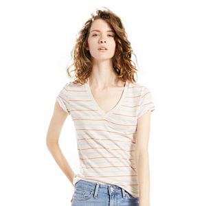 Women's Levi's Slim V-Neck Tee