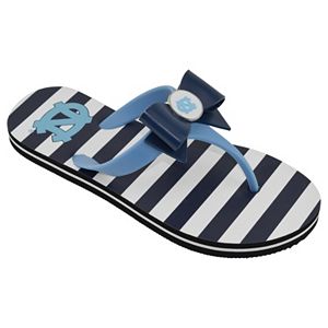 Women's College Edition North Carolina Tar Heels Bow Flip-Flops