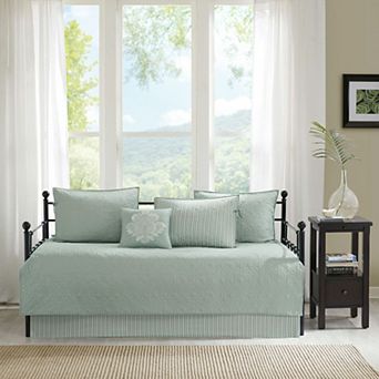 Madison Park 6 pc Mansfield Daybed Set with Throw Pillow